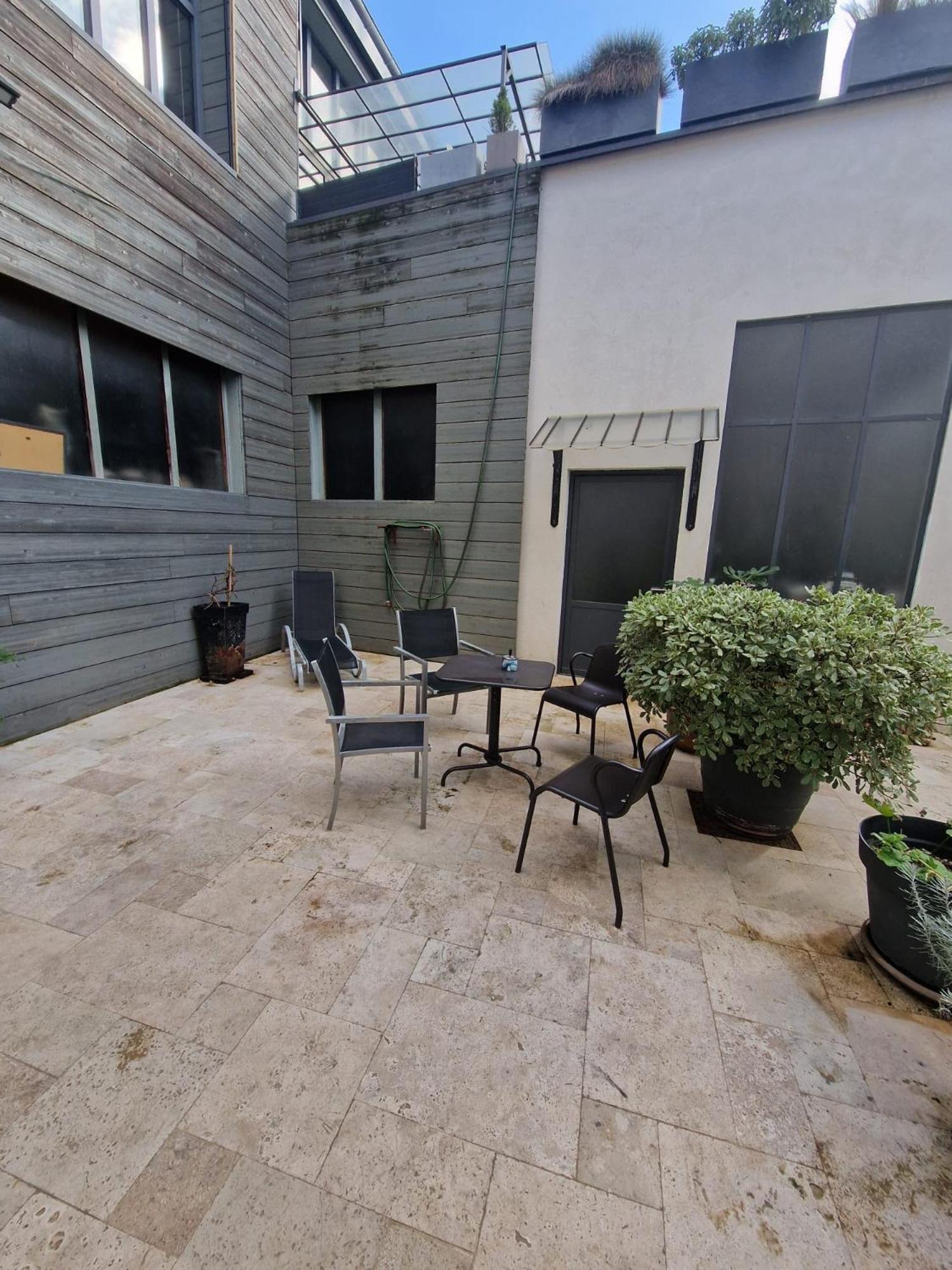 Apartment Charme Authentique A - Authentic Charm In - 120m2 Of Comfort-6 Personnes Corbas